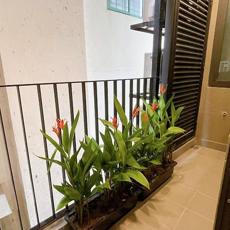Home Suites -Natural Light -Projector -Spacious - 2Br Incenter Hanoi Bagian luar foto