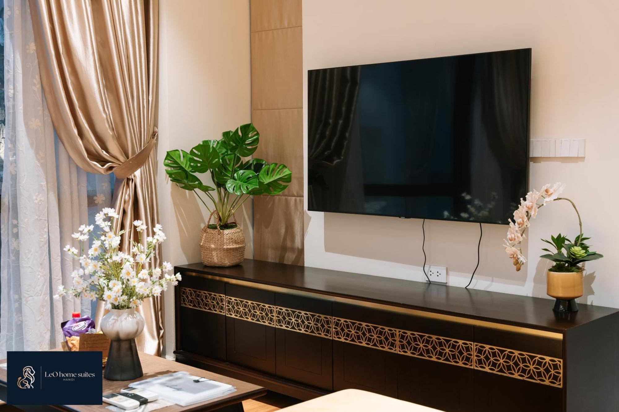 Home Suites -Natural Light -Projector -Spacious - 2Br Incenter Hanoi Bagian luar foto