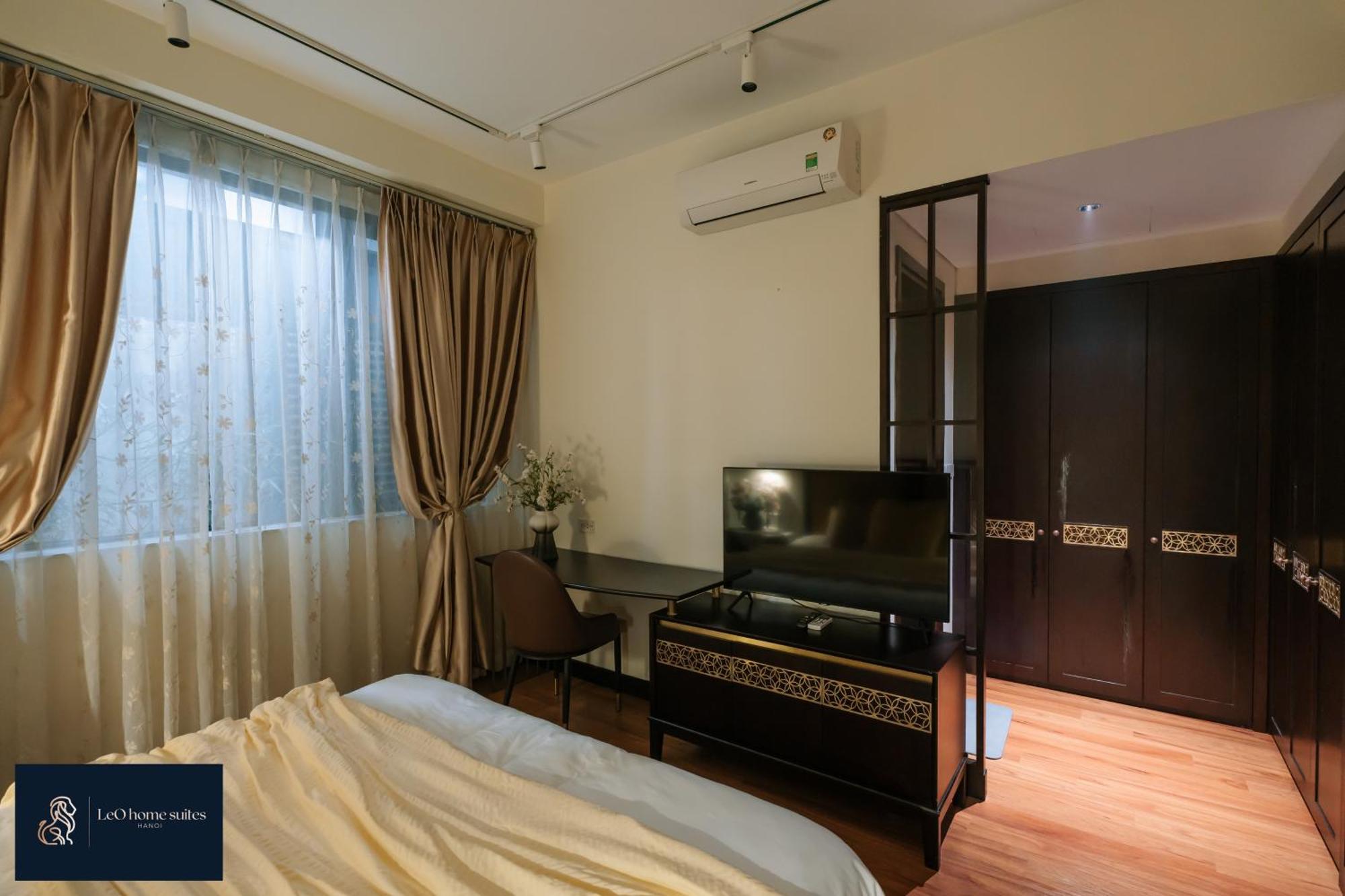 Home Suites -Natural Light -Projector -Spacious - 2Br Incenter Hanoi Bagian luar foto