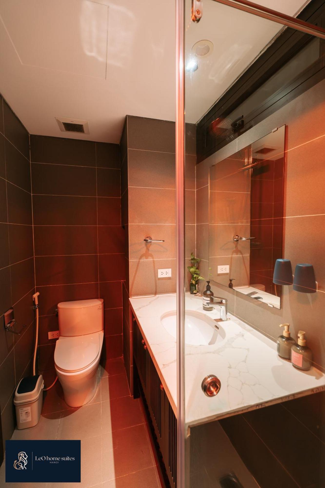 Home Suites -Natural Light -Projector -Spacious - 2Br Incenter Hanoi Bagian luar foto